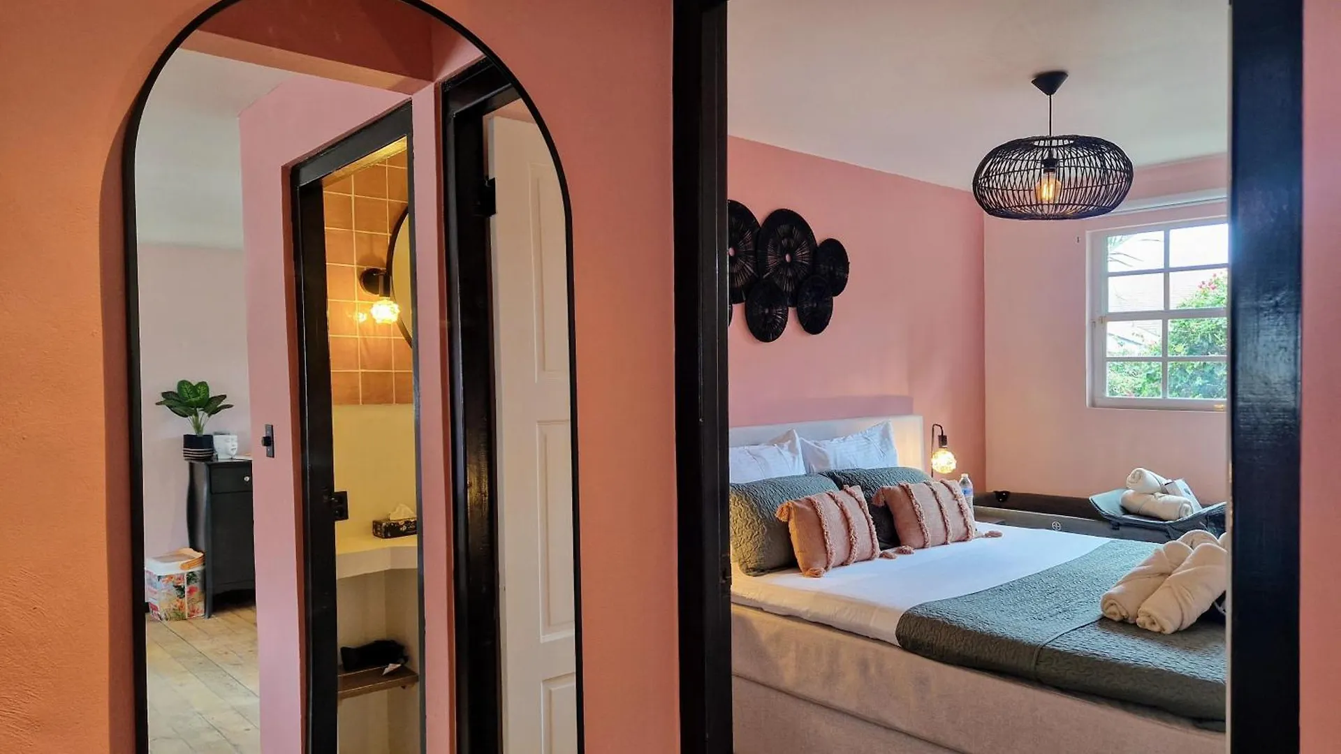The Pink Panther Apartment, Near Mambo Beach Boulevard Willemstad 0*,  Curacao
