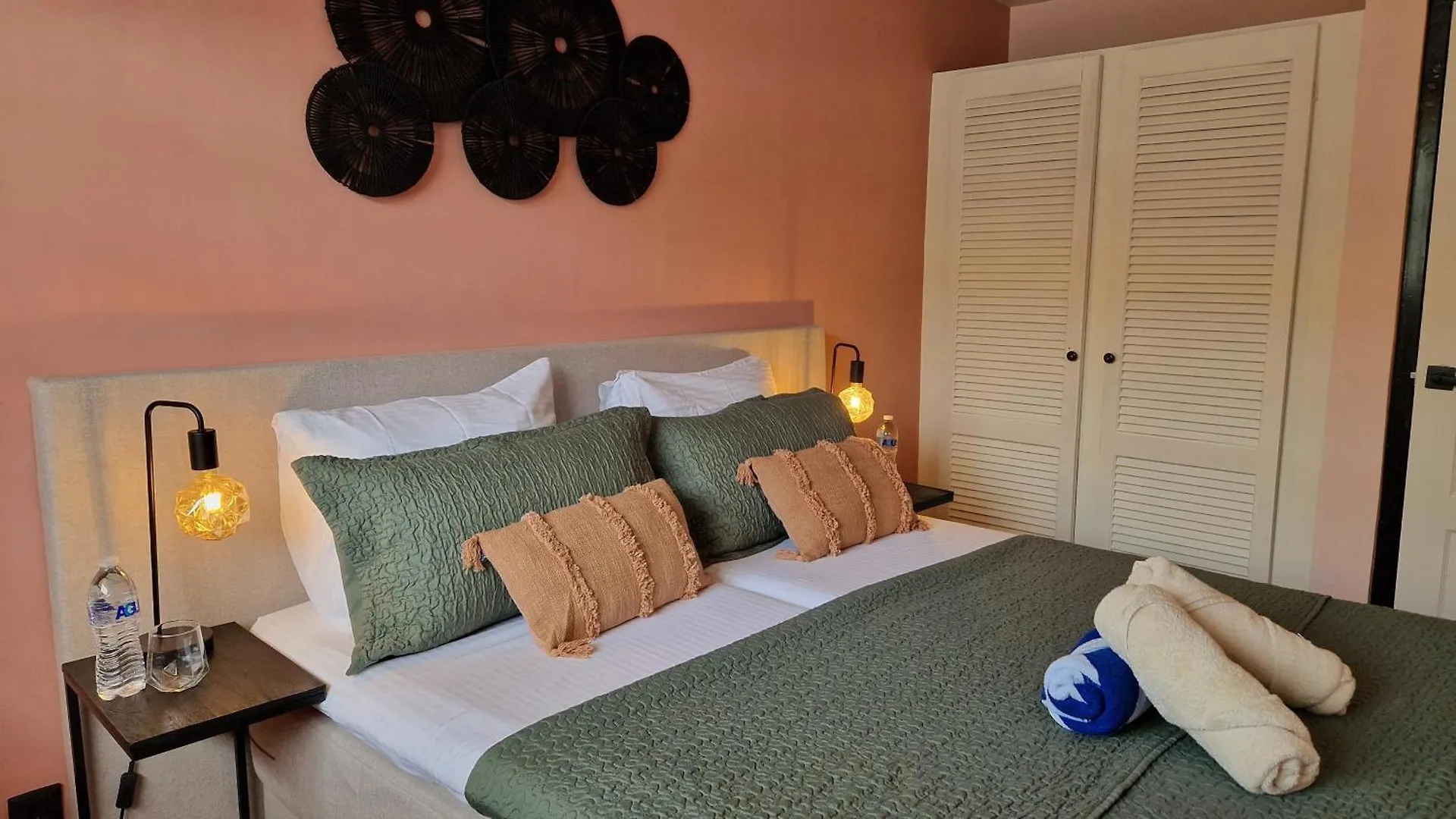 Apartment The Pink Panther Apartment, Near Mambo Beach Boulevard Willemstad
