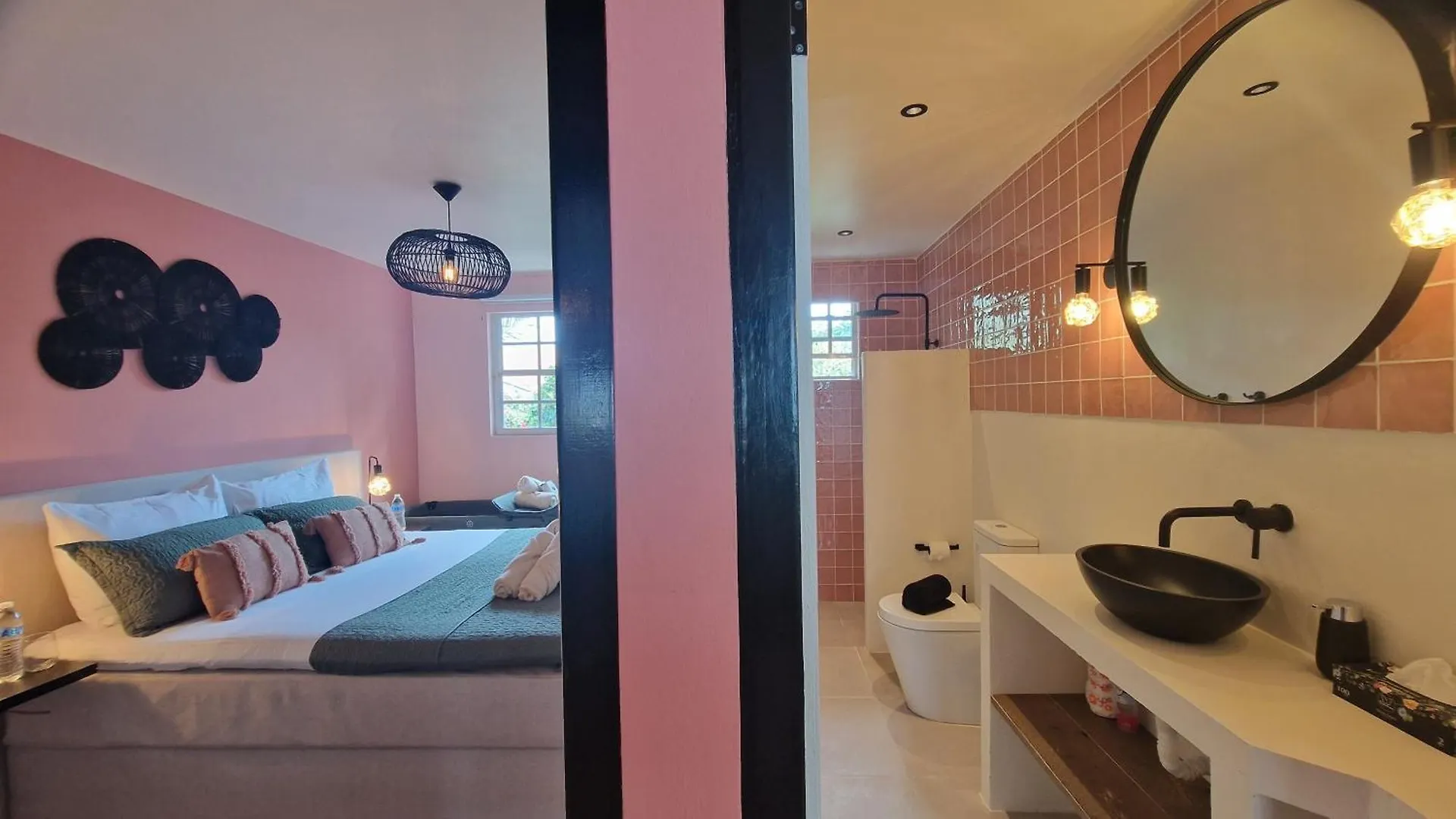 Apartment The Pink Panther Apartment, Near Mambo Beach Boulevard Willemstad