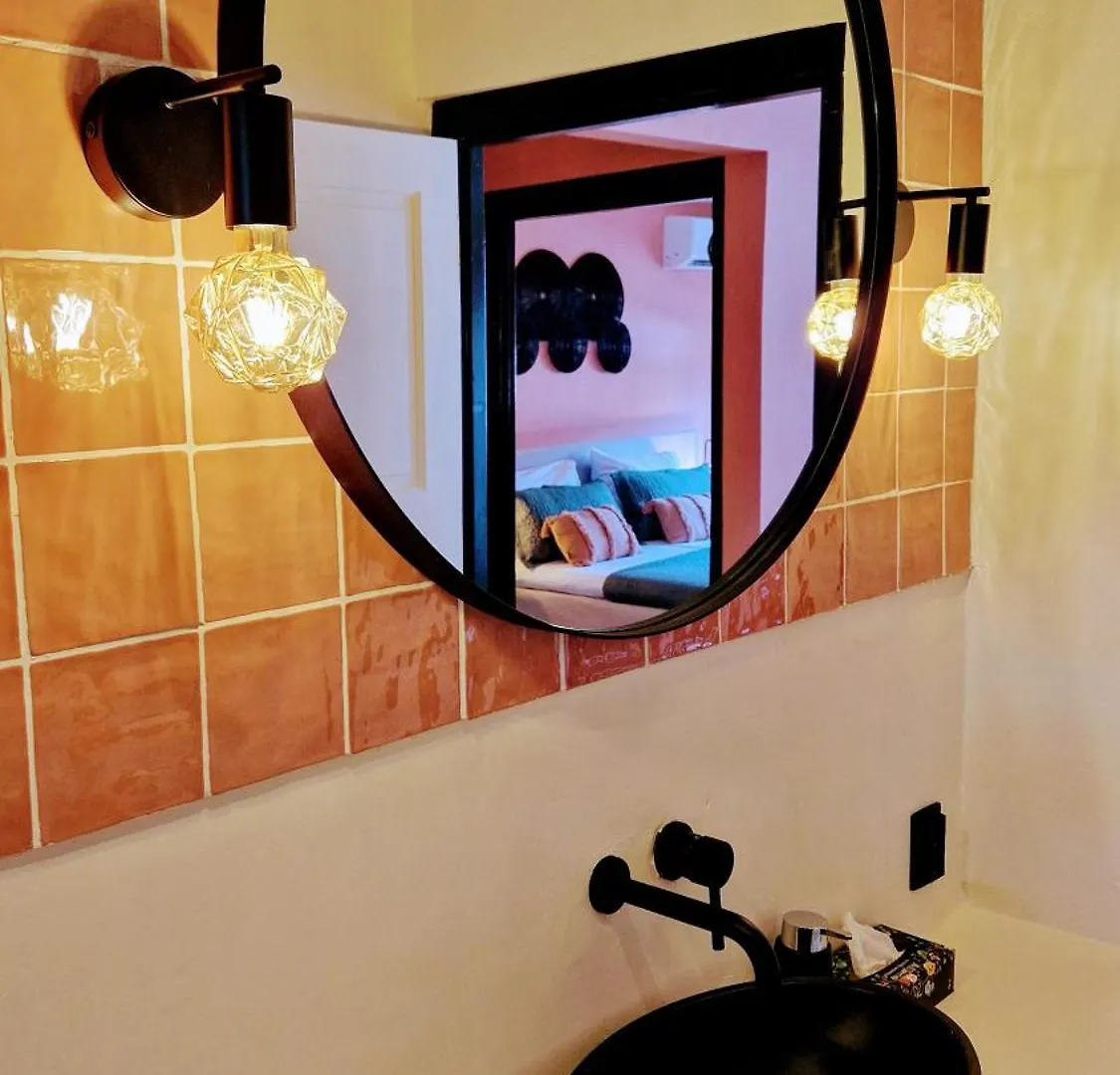 Apartment The Pink Panther Apartment, Near Mambo Beach Boulevard Willemstad Curacao